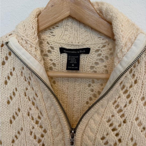Abercrombie & Fitch Y2K sweater Lambswool cream cable knit sweater medium - Picture 3 of 7